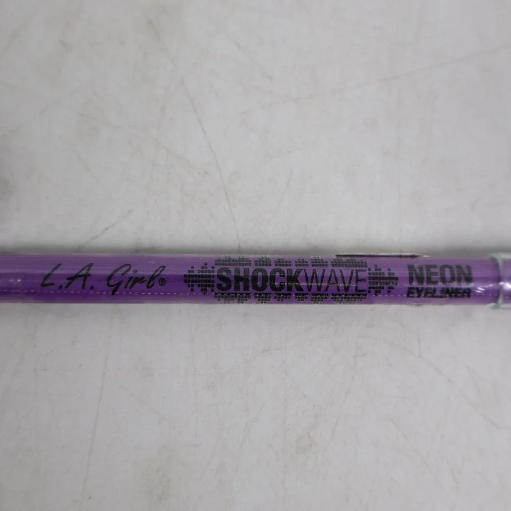 2 PACK L.A. Girl Shockwave Eyeliner, Vivid GP739